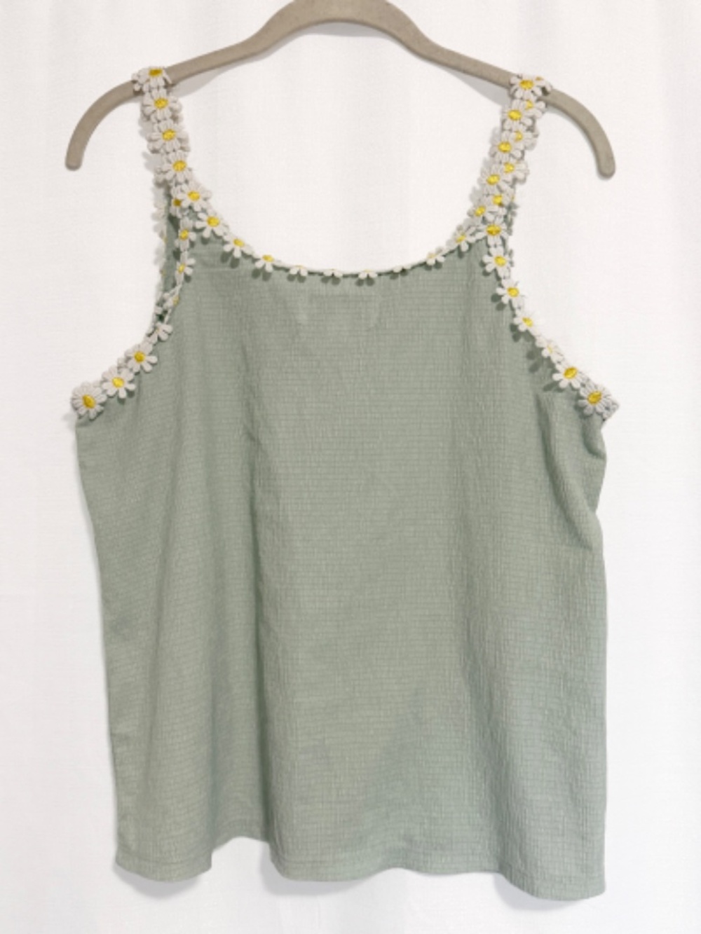 Vintage 90s Kikit Sage Green Daisy Trim Boho Camisole Tanktop Size Medium - Picture 7 of 10